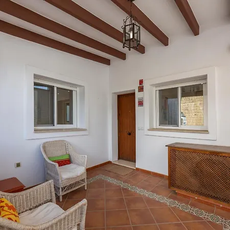 Apartment Dolmen Group- Aloha Royal