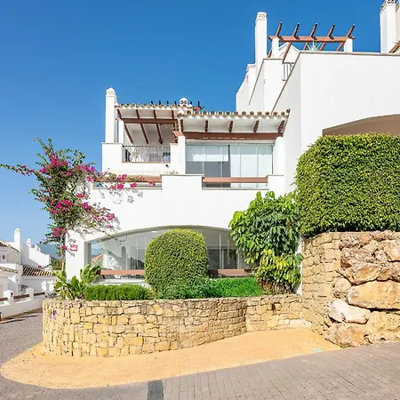 Dolmen Group- Aloha Royal * Marbella