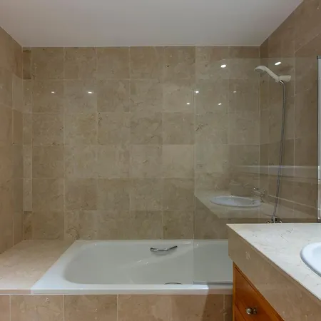 Dolmen Group- Aloha Royal Apartment Marbella
