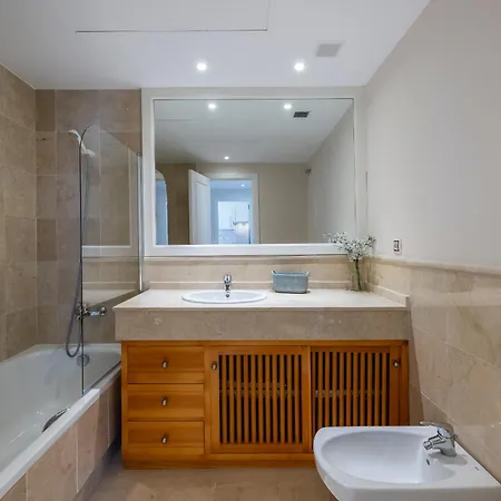 Apartment Dolmen Group- Aloha Royal *
