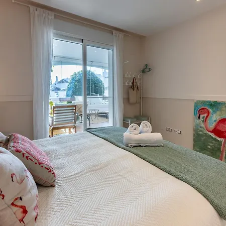 Dolmen Group- Aloha Royal Apartment *